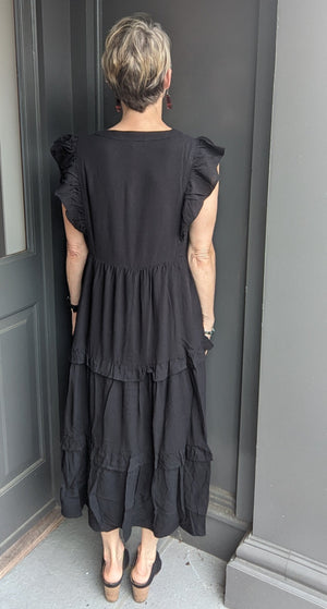 *FINAL SALE* Black Classic Midi Dress