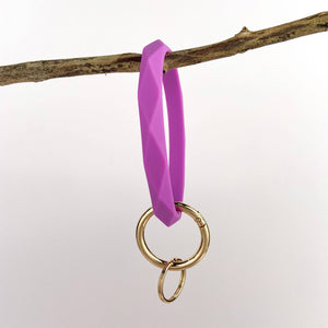 Diamond Shape Silicone Bracelet Keychain: Blue