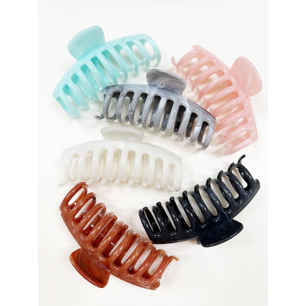 Shimmering Marbled Round Comb Hair Claw