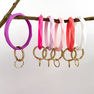 Diamond Shape Silicone Bracelet Keychain: Blue