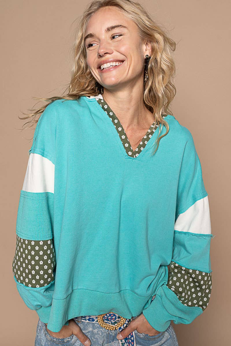 V-Neck Balloon Floral PatchTop