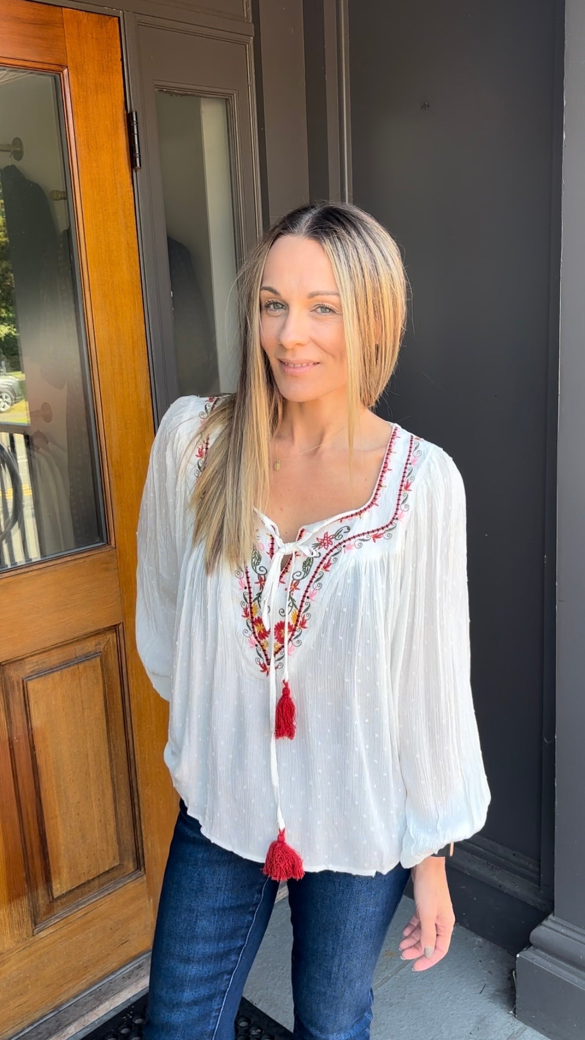 *FINAL SALE* Off White Square Neck Embroidered Top
