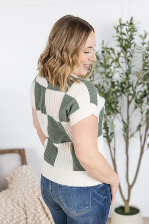 Sage Checkered Short Sleeve Sweater