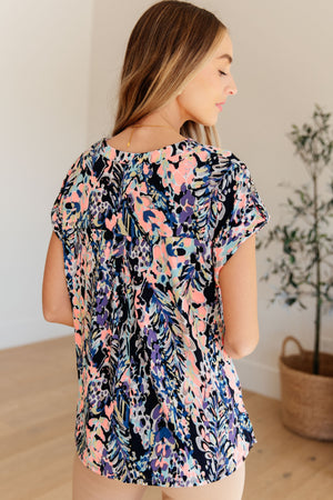 Lizzy Cap Sleeve Top in Navy Abstract Floral