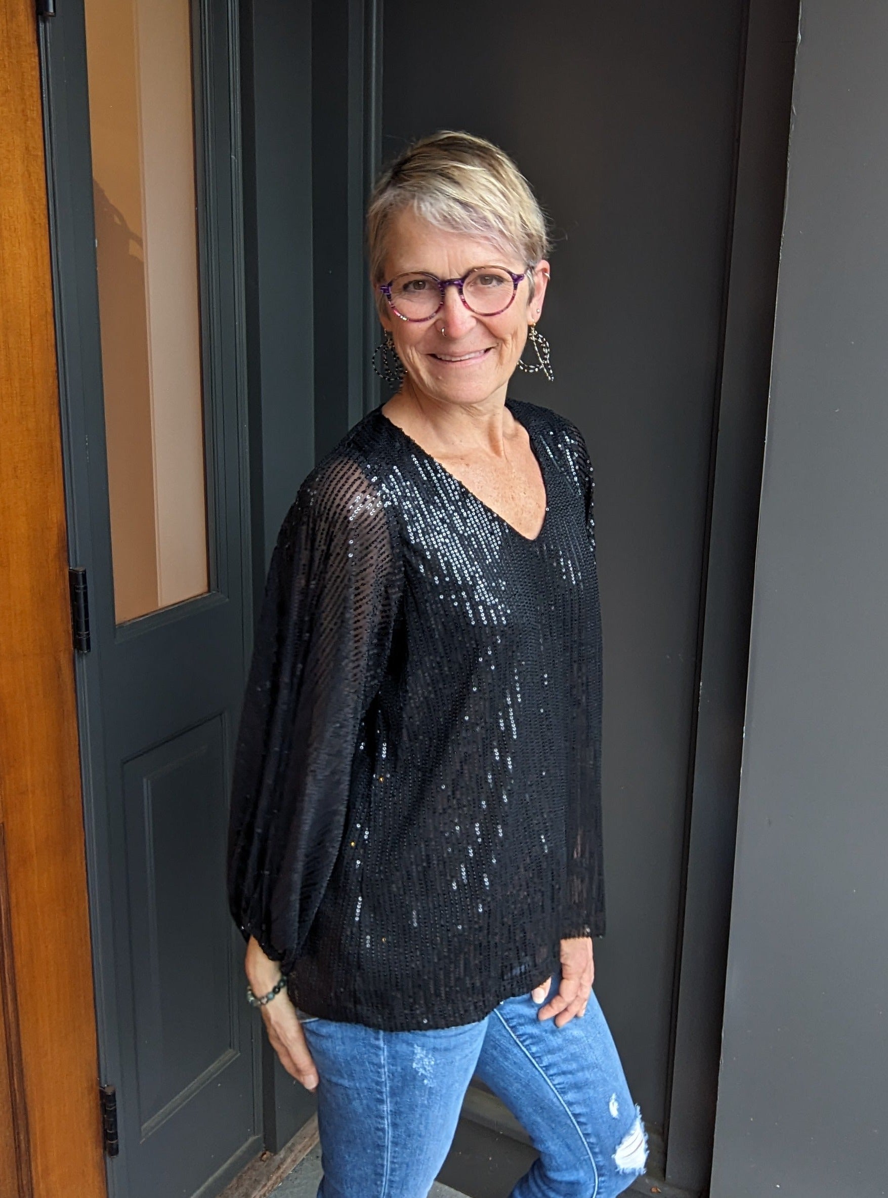 *FINAL SALE* Black Balloon Sleeve Sequin Top
