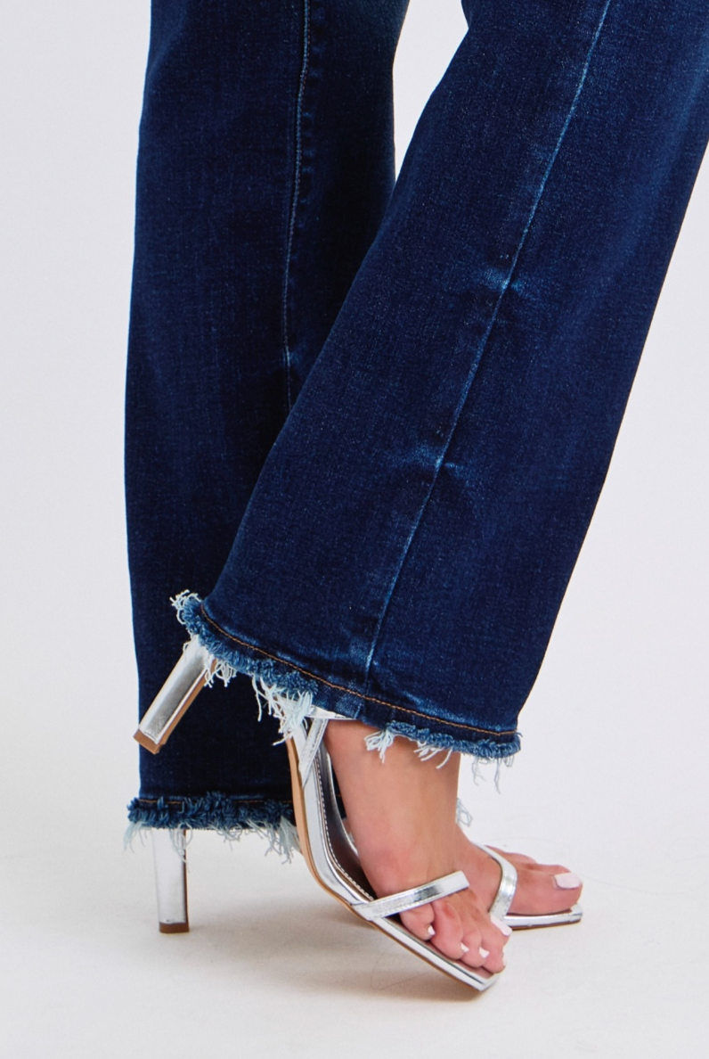 Dark Wash Fray Hem Straight Leg Jeans