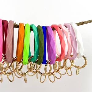Diamond Shape Silicone Bracelet Keychain: Blue