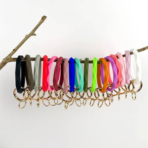 Diamond Shape Silicone Bracelet Keychain: Coral Red