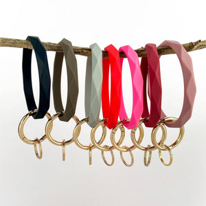 Diamond Shape Silicone Bracelet Keychain: Blue