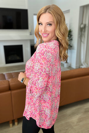 Lizzy Top in Ditsy Floral Magenta